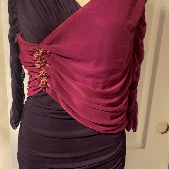 Katia dress has two different colour of sleeves US is size S Chinese size is 2XL - Picture 6 of 10